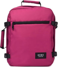 Carica l'immagine nel visualizzatore di Gallery, Zaino vegano KCB in materiale riciclato da bottiglie di plastica – resistente, eco-friendly e dal design moderno. Dimensioni 40x30x20 cm fucsia