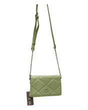 Carica l&#39;immagine nel visualizzatore di Gallery, BORSA BEVERLY HILLS POLO CLUB style BH3674 VERDE MELA
