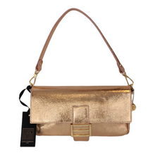 Carica l&#39;immagine nel visualizzatore di Gallery, Borsa a spalla oro in vera pelle LAURA DI MAGGIO, modello elegante Made in Italy 26x14x5 cm 
