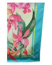 Carica l&#39;immagine nel visualizzatore di Gallery, Foulard donna in pura seta 90x90 cm con fantasia floreale tropicale su base color turchese - ACQUAMARINE particolare
