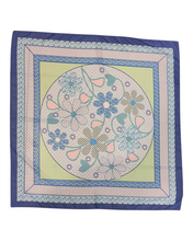Carica l&#39;immagine nel visualizzatore di Gallery, Foulard PRIMAVESI 90x90 cm in 100% poliestere - Elegante accessorio floreale per outfit chic&quot; blu rosa verde
